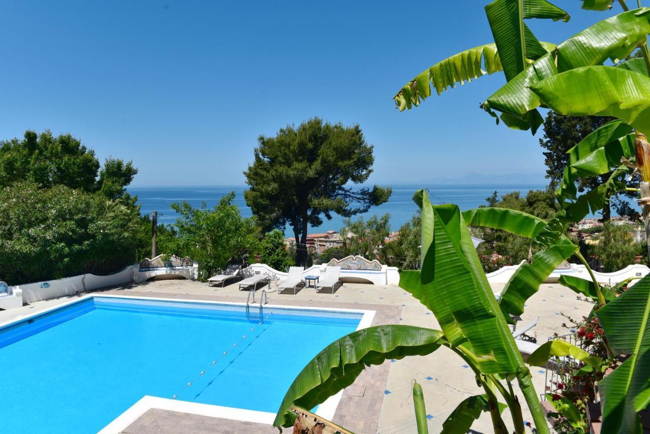 Hotel Garden Riviera Santa Maria di Castellabate Exterior photo